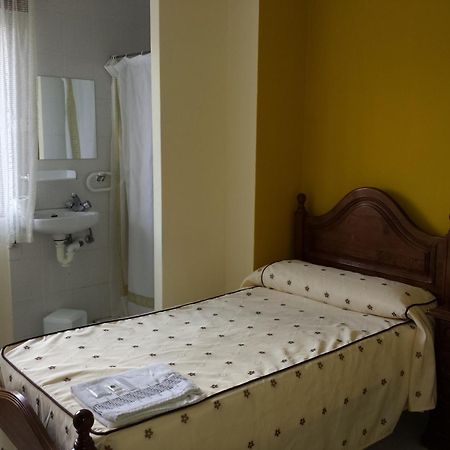 Hostal Atila Ricobayo Luaran gambar