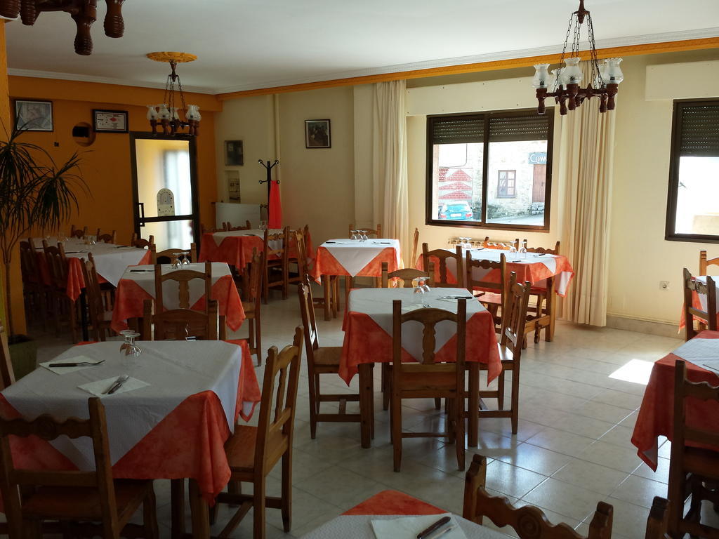 Hostal Atila Ricobayo Luaran gambar