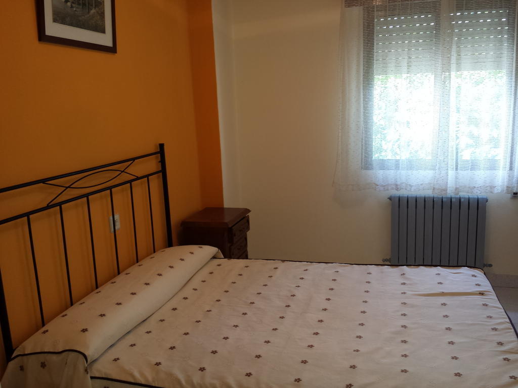 Hostal Atila Ricobayo Bilik gambar