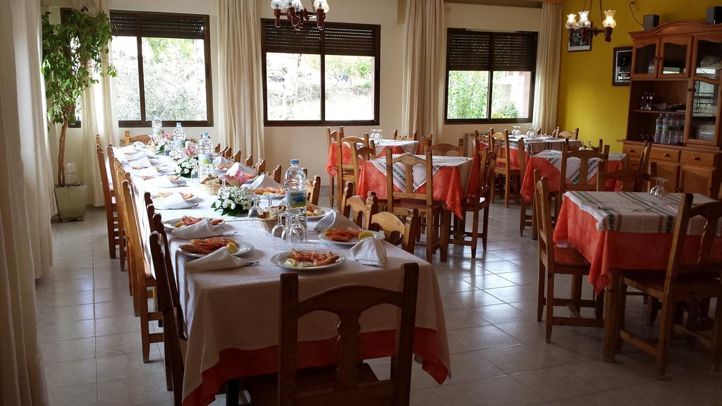 Hostal Atila Ricobayo Luaran gambar